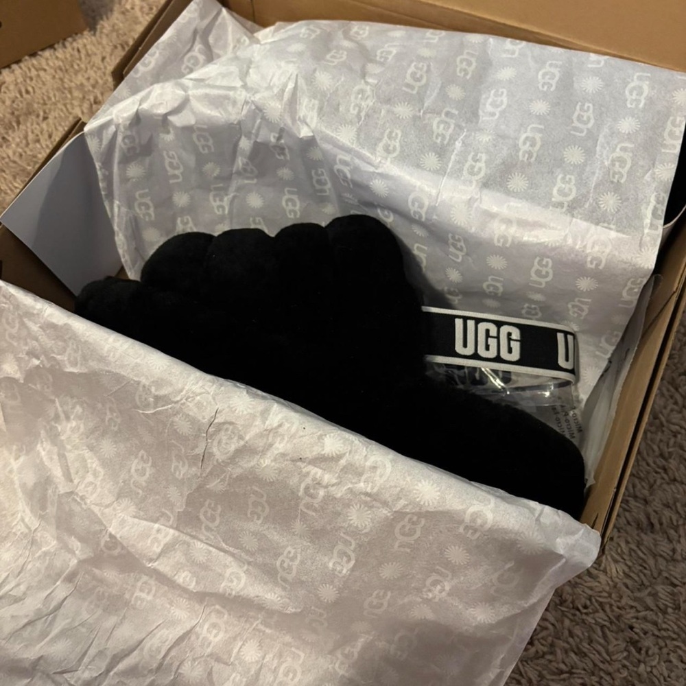 UGG Black Fluffy Slides